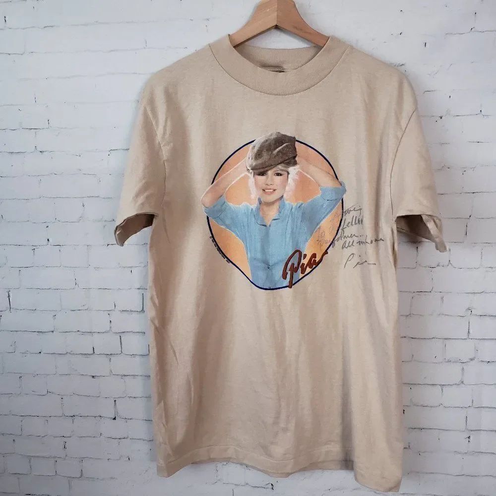 Pia Zadora Signed Autographed T-Shirt Vintgae Single Stich Anvil Tag Singer L